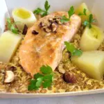 Dos de saumon rôti aux épices douces, petit épautre à la crème poireau pomme de terre